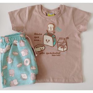 CONJUNTO CAMISETA MANGA CURTA EM MALHA E BERMUDA MOLETOM ESTAMPADA JACA LELE